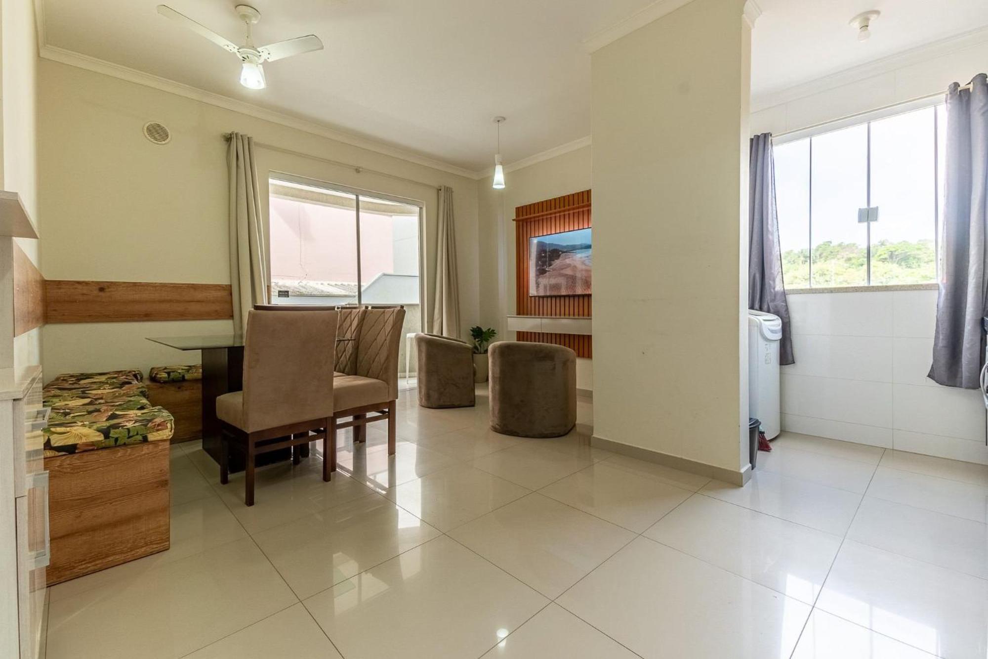 Aluguel de Apartamento 3 quartos sendo 1 suíte para 7 pessoas à 100 metros do mar em Bombas Bombinhas Exterior foto